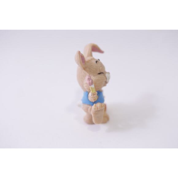 Easter Bunny PVC Figure Holding Paintbrush with Chick 1980s Toy, 251028-WH 289 - Picture 3 of 5